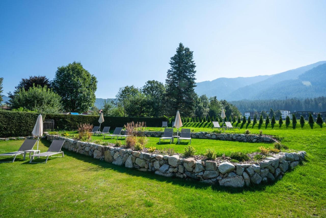 Hotel Reischach Brunico Bagian luar foto