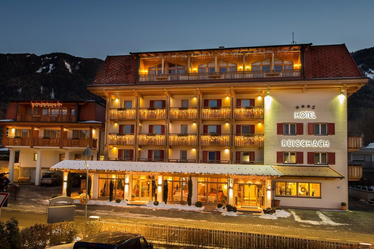Hotel Reischach Brunico Bagian luar foto