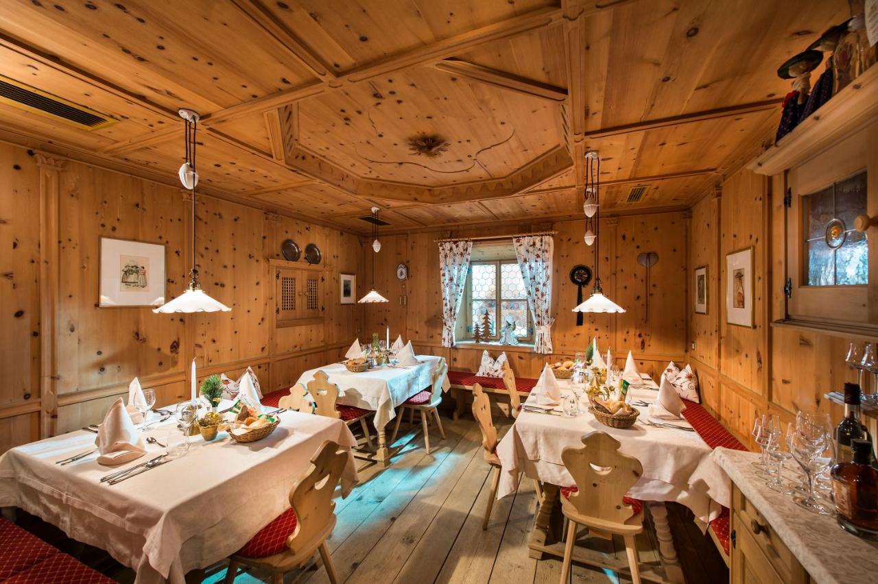 Hotel Reischach Brunico Bagian luar foto